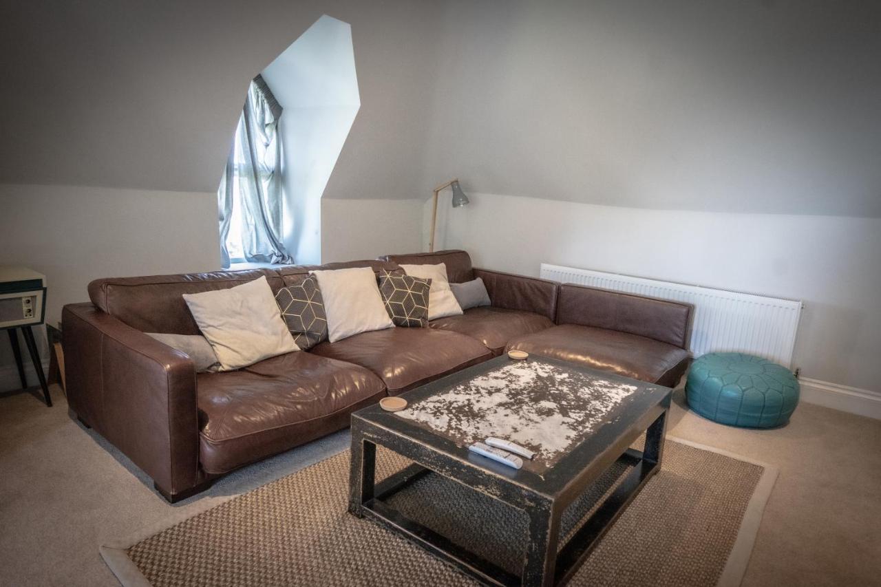 شقة Victorian Penthouse With Panoramic Sea Views إلفراكومبْ المظهر الخارجي الصورة
