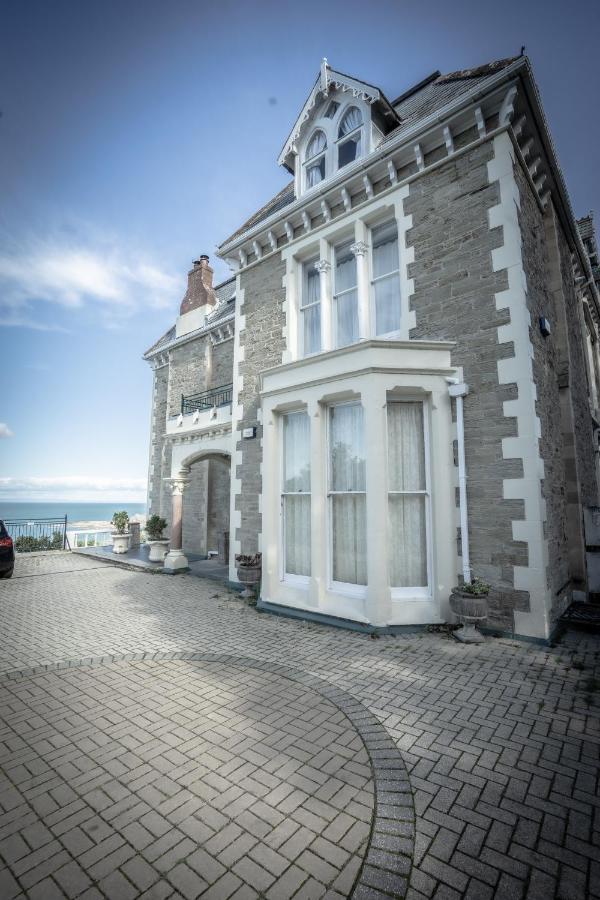 شقة Victorian Penthouse With Panoramic Sea Views إلفراكومبْ المظهر الخارجي الصورة
