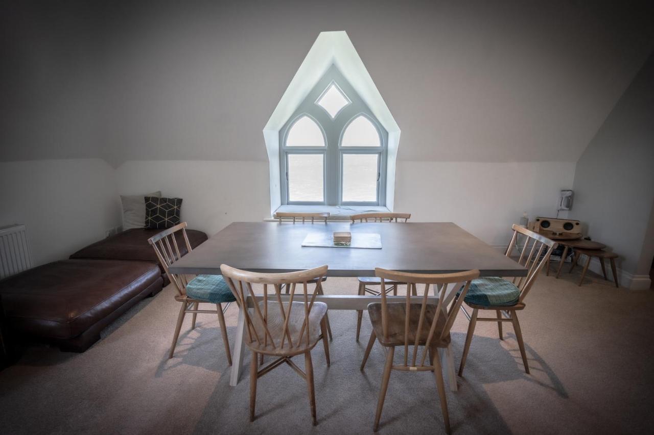 شقة Victorian Penthouse With Panoramic Sea Views إلفراكومبْ المظهر الخارجي الصورة